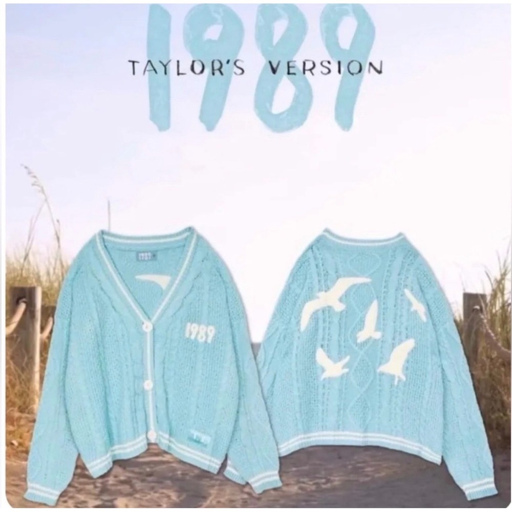 Taylor Swift 1989 Cardigan Size XL/2XL